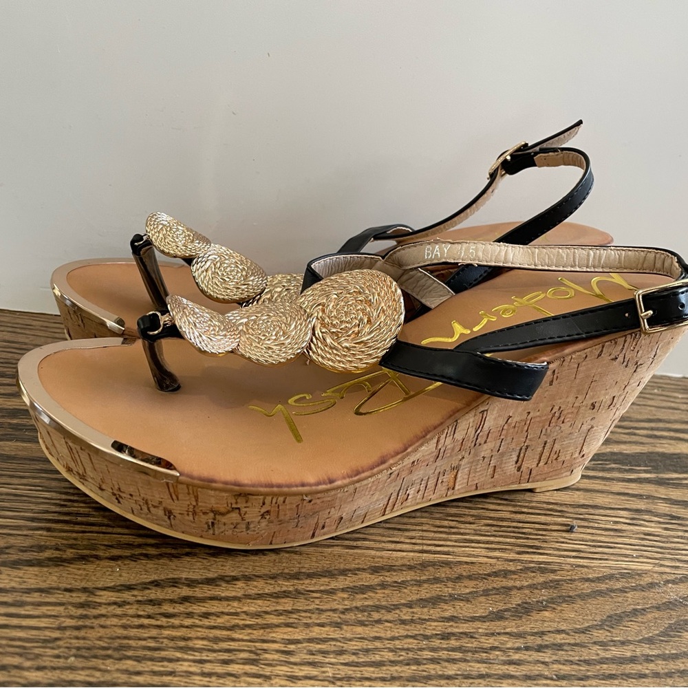 MODERN‎ RUSH SANDALS 8.5 - Picture 2 of 7